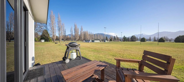 Dusky Rugby Unit - Te Anau Holiday Home