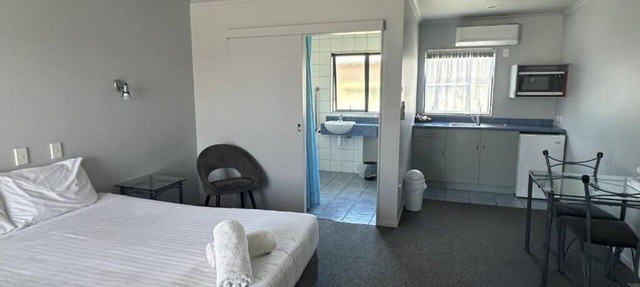 Eastland Pacific Motor Lodge
