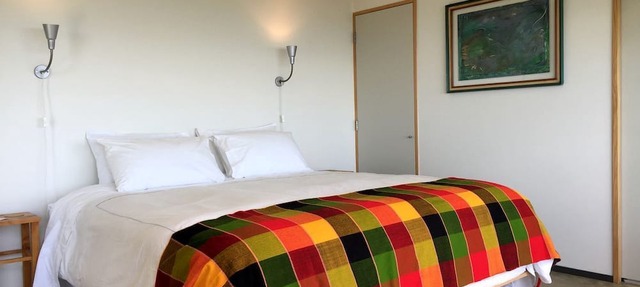 Eco-Friendly Room in a Bed and Breakfast with Stunning Views in Nelson, New Zealand