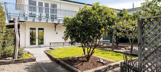 Emily's Beach House - Kaiteriteri Holiday Home