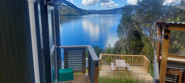 Endeavour View Eco Cabin