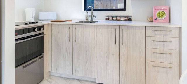 Experience Auckland - Fully Furnished 2BR Home