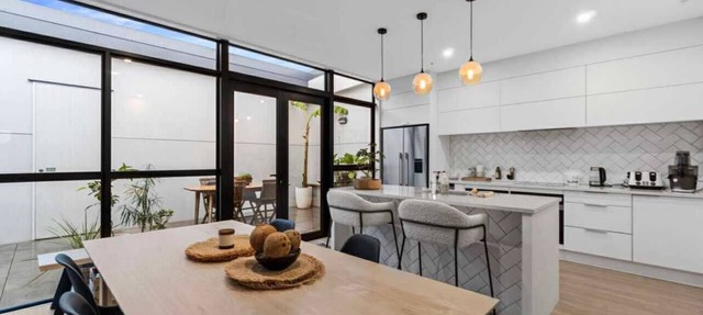 Experience luxury in Cambridge "Heart of Cambridge – Prestige Penthouse"