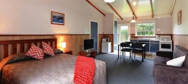 Fairy Springs Motel
