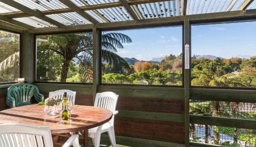 Family Fun at The Lake - Lake Tarawera Home