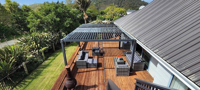FlipFlop Inn - fully fenced, central home only steps away from shops and beach