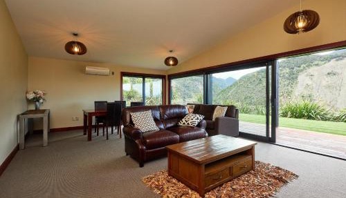 Glencree Luxury Chalets