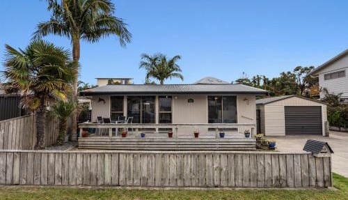 Glenhaven Hideaway - Ohope Beach Holiday Home
