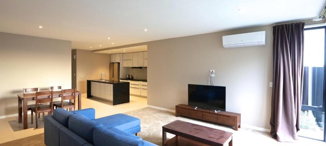 Golden Sun Apartment -Two bedrooms, Three bedrooms