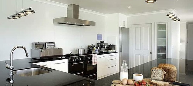 Gorgeous Bed and Breakfast Accommodation on Whangaruru Harbour, North Island