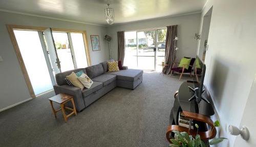 Green Door - One bedroom apartment