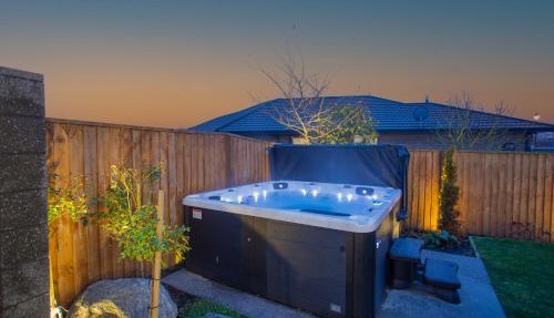 Group Entertaining with Spa | Games Room