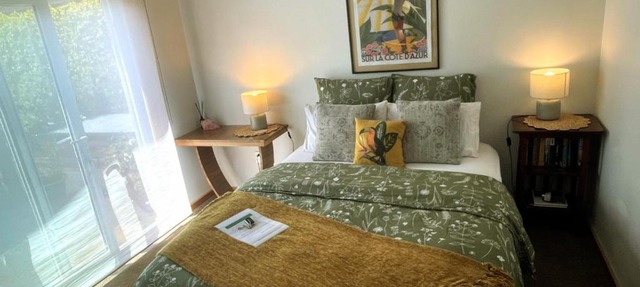 Gully hideaway apartment