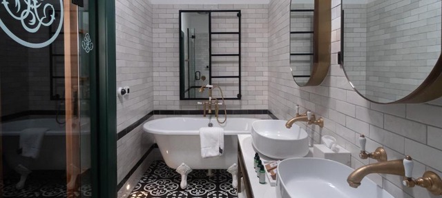 HAGLEY PARK EAST RESIDENCE