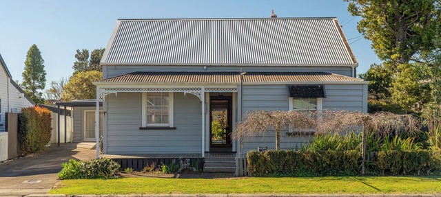 Hannan House - Whitianga Holiday Home