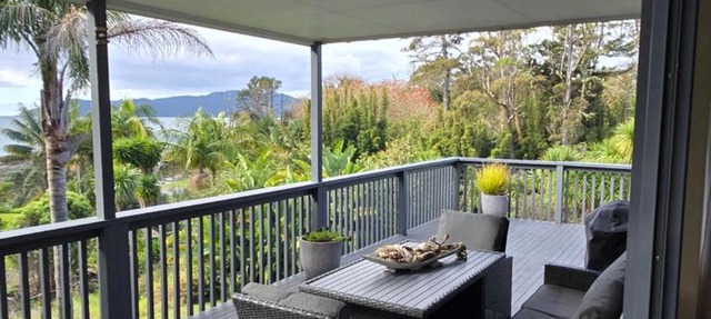 Harrisons Retreat Premium Stay