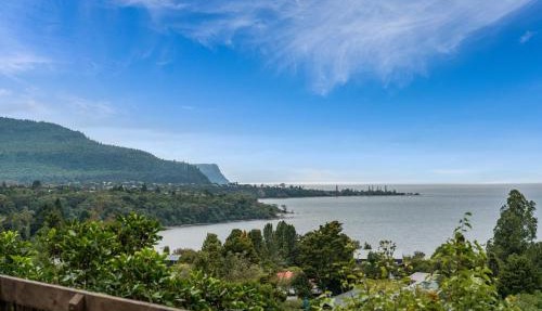 Hauraki Haven - Lake Taupo Holiday Home