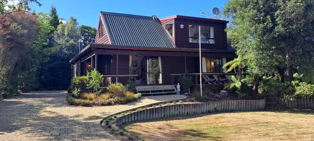 Hey Jude - Family home with free Wi-Fi