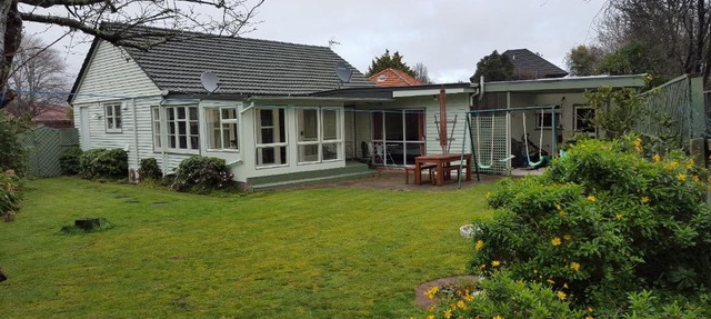 Hidden Gem and Entire Bungalow in Central hutt
