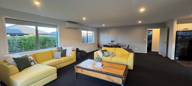 Homely vibe, 200m walk to Lake