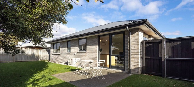 Hornby 3 Bedroom Home with Garage