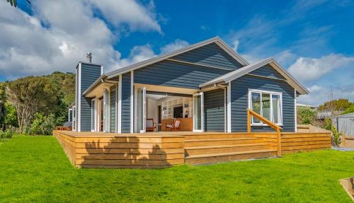 Hot Water Bach - Hot Water Beach Holiday Home