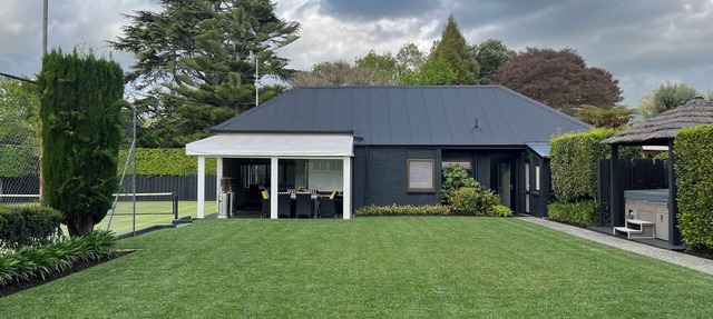 INNER CITY RETREAT 5 minutes walk from the CBD & Claudelands Events Centre
