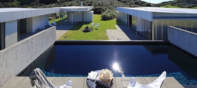 Island Retreat - Oneroa Sea Views