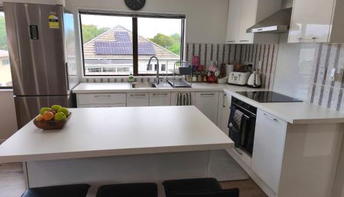 Jade of Owairaka! 3 minutes walk to the park