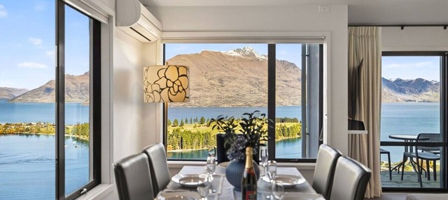 Jaw Dropping Views, Close To The Heart Of Queenstown