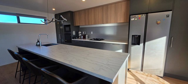 Jellicoe Retreat - 3 Bedroom House