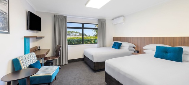 JetPark Hotel Hamilton Airport