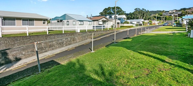 Just There - Waihi Beach Holiday Home
