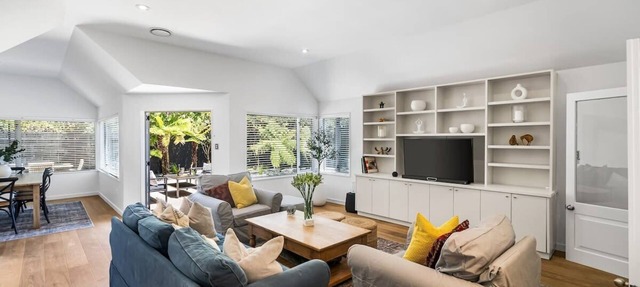 KaleidoNook | 3BR + Parking + Private Yard