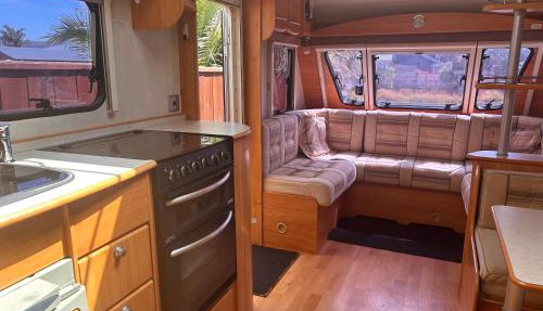 Kiwi Caravan Experience