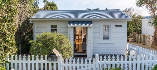 Kowhai Cottage & Studio