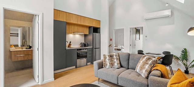 Lake and Peaks 2 Bedroom Apartment