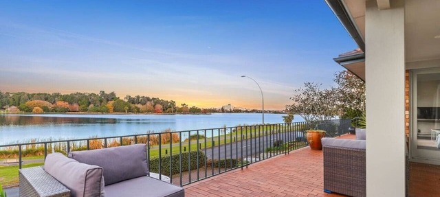 Lake Front Home Kids Welcome 5 Bedroom