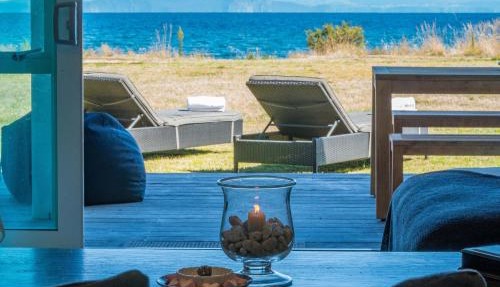 Lakefront Style - Lake Taupo Holiday Home
