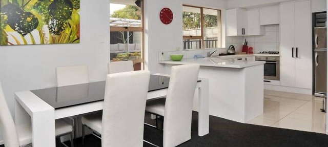 Leinster Villa: Spacious three bedroom apartment