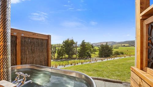 Limesprings Cottage - Milton Holiday Home