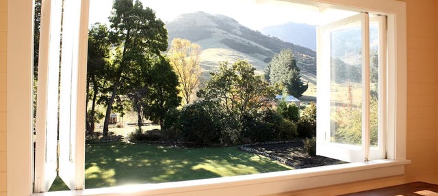 Luxurious Vacation Rental on Stunning Grounds in Christchurch, South Island