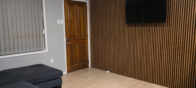 Manukau City Two Bedroom Apartment Fully Furnished Free Wifi