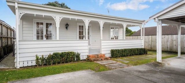 Massey East Haven | Sunlit Verandah and AC Comfort