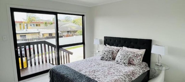Matuhi Deluxe studio with kitchenette