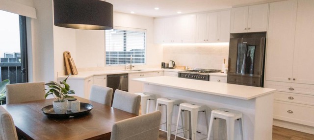 Meadowbank Family Home & Full Kitchen