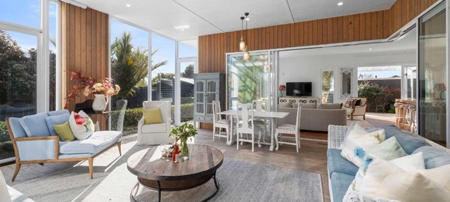 Metro Haven to Luxury on Lemon
