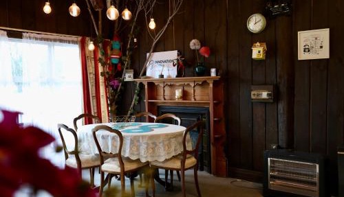 Miranda Farm close to airport!