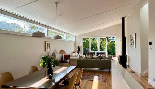 Modern Beauty by Bespoke Stays