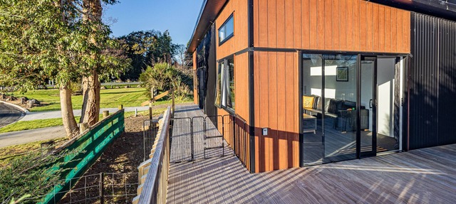 Modern Mountain Escape - Ohakune Holiday Home